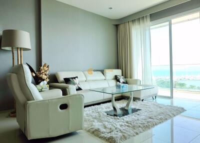 1 bedroom Condo in Movenpick White Sand Beach Na Jomtien