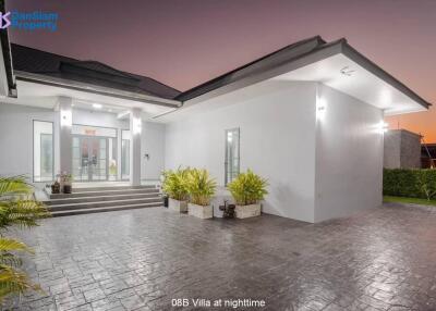 Contemporary Golf Villa in Hua Hin at Palm Hills Golf Resort