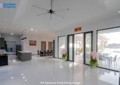 Contemporary Golf Villa in Hua Hin at Palm Hills Golf Resort