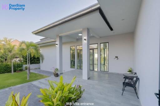 Contemporary Golf Villa in Hua Hin at Palm Hills Golf Resort