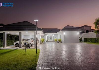 Contemporary Golf Villa in Hua Hin at Palm Hills Golf Resort