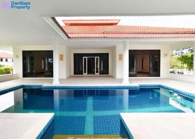 Luxury Pool Villa in Hua Hin at Palm Hills Golf Resort