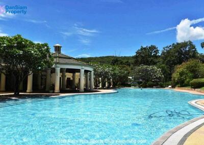 Luxury Pool Villa in Hua Hin at Palm Hills Golf Resort