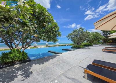 Luxury Beachfront Condo In Cha-Am at Baan Thew Talay Aquamarine