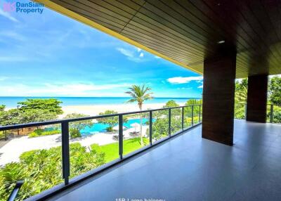 Luxury Beachfront Condo In Cha-Am at Baan Thew Talay Aquamarine