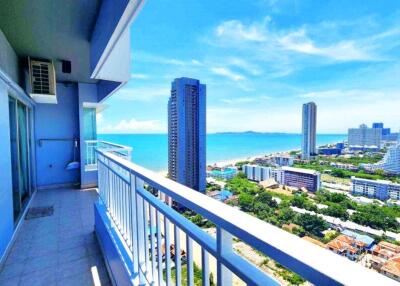 New Spacious 1-Bedroom Condo at Jomtien Beach