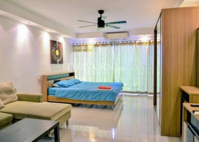 Condo for sale studio 38 m² in Pattaya Plaza Condotel, Pattaya