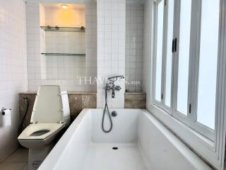 ขาย คอนโด 1 ห้องนอน 105 ตร.ม. ใน  Peak Condominium, Pattaya