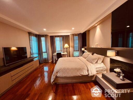 1-BR Townhouse near BTS Phrom Phong