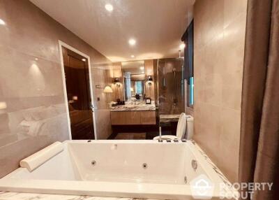 1-BR Townhouse near BTS Phrom Phong