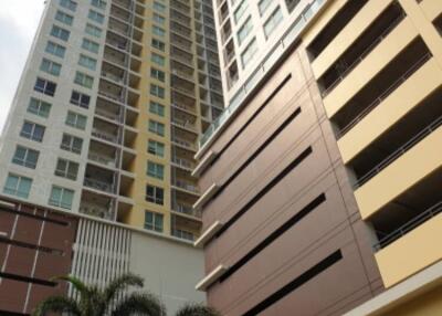 Studio Condo at The Complete Rajprarop near ARL Ratchaprarop