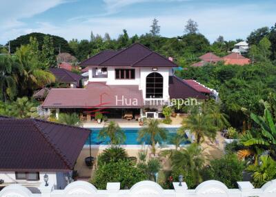 Solid 4 bedroom Pool Villa On 1 Rai Land near town for Sale in Hua Hin (Unfurnished)