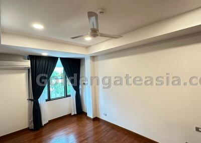 4 Bedrooms Apartment with large Terrace - Sathorn