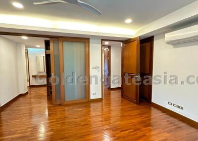 4 Bedrooms Apartment with large Terrace - Sathorn