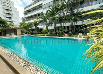 4 Bedrooms Apartment with large Terrace - Sathorn