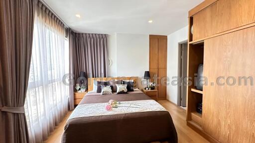 2-Bedrooms Modern Condo unit on high floor - Thong Lo (Sukhumvit 55)