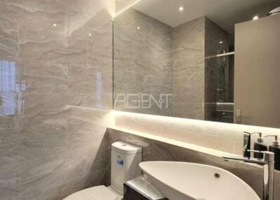 For Sale with Tenant Condominium Ashton Asoke-Rama 9  66.81 sq.m, 2 bedroom