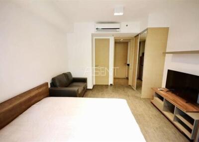 For Rent Condominium The Lofts Ekkamai  33 sq.m,  bedroom Studio