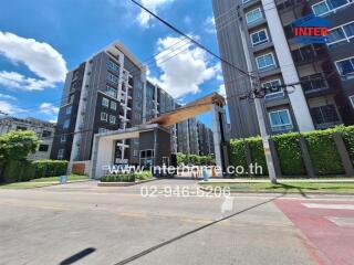 Main entrance and exterior view of the apartment complex