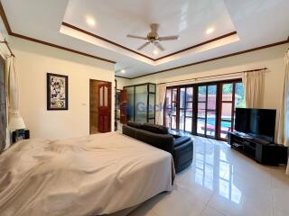 5 Bedrooms House in Lanna Villa East Pattaya H011845