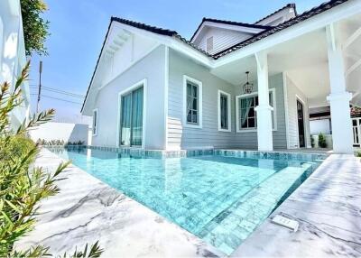 Pool Villa Fully furnished Ready to move in.