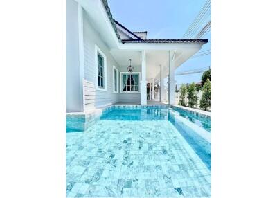 Pool Villa Fully furnished Ready to move in.