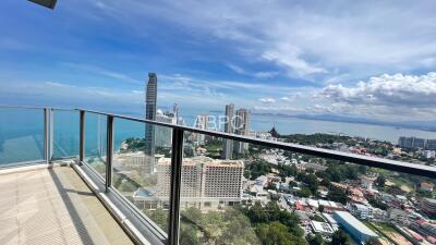 Amazing 4 Bed Condo For Rent in Northpoint