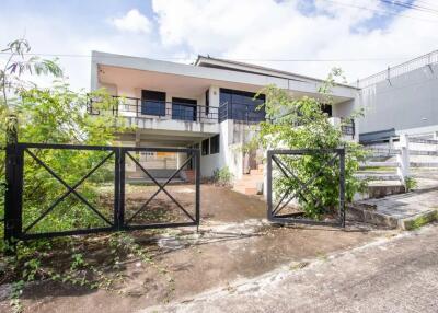 Pet Friendly 3 Bedroom House Don Kaeo