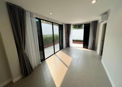 For Rent Bangkok Single House Phaholyothin BTS Ari Phaya Thai