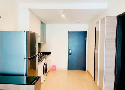 For Rent Bangkok Condo Skywalk Residences Sukhumvit BTS Phra Khanong Watthana