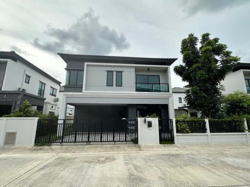 For Sale Bangkok Single House Grand Britania Wongwaen - Ramintra Kanchanaphisek Khlong Sam Wa