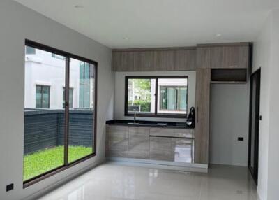 For Rent Bangkok Single House Burasiri Krungthepkreetha Krungthepkreetha 15 Bang Kapi