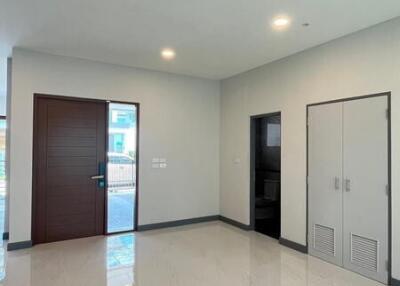 For Rent Samut Prakan Single House The City Bangna Kanchanaphisek Bang Phli