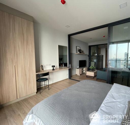 1-BR Condo at Xt Phayathai near BTS Phaya Thai