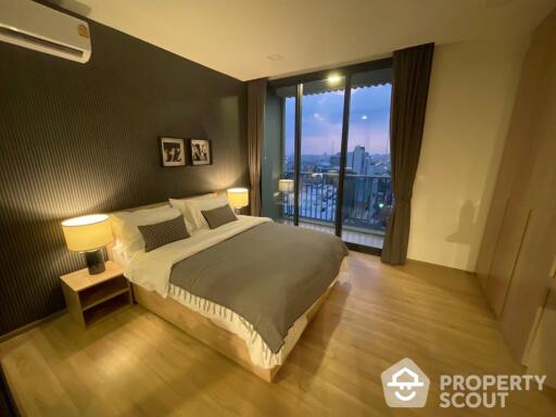 1-BR Condo at Xt Phayathai near BTS Phaya Thai