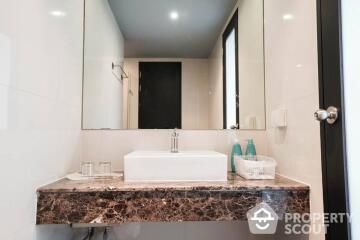 1-BR Condo at The Tempo Ruamrudee Condominium near BTS Phloen Chit