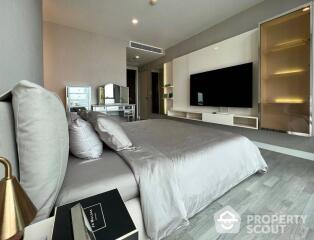 2-BR Condo at The Room Bts Wongwianyai near BTS Wongwian Yai