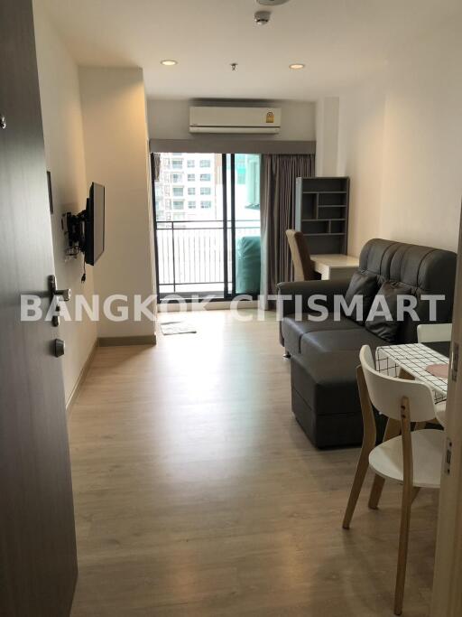 Condo at Thana Astoria Pinklao  for sale