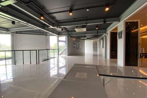 A commercial building for sale in San Phisua, Muang Chiang Mai