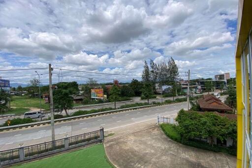 A commercial building for sale in San Phisua, Muang Chiang Mai