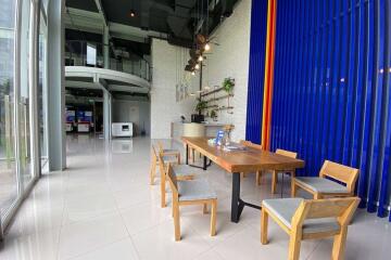 A commercial building for sale in San Phisua, Muang Chiang Mai