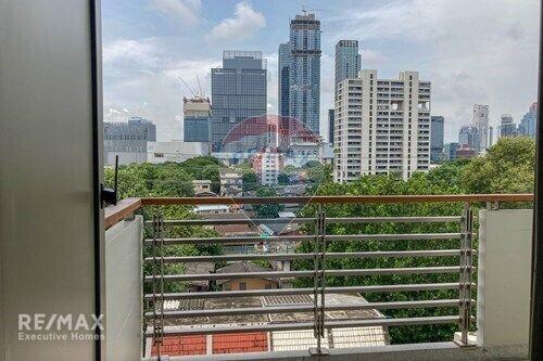 Spacious 3 Bedroom Condo for Rent near BTS Chitlom, Sukhumvit Area