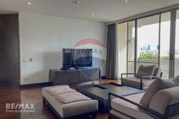 Spacious 3 Bedroom Condo for Rent near BTS Chitlom, Sukhumvit Area