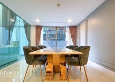 Modern 3-Bedroom Condo, Furnished, Close to Ekamai BTS, 6 Mins Walk to Phra Khanong Station