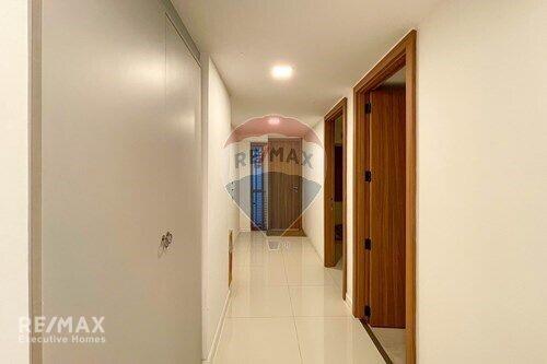 Modern 3-Bedroom Condo, Furnished, Close to Ekamai BTS, 6 Mins Walk to Phra Khanong Station