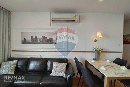 Luxury Condo for Rent near BTS Surasak in Bangkok