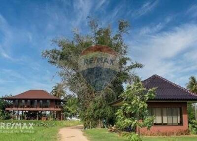 Stylish Designer Thai Style Detached House with 2 Bedrooms and Guesthouse