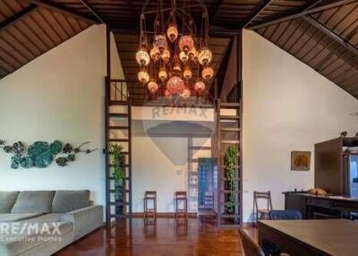 Stylish Designer Thai Style Detached House with 2 Bedrooms and Guesthouse