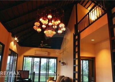 Stylish Designer Thai Style Detached House with 2 Bedrooms and Guesthouse