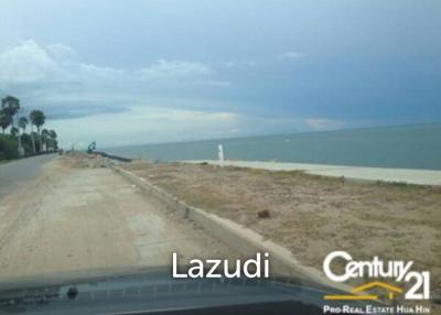 5 Rai, Beachfront Land in Pranburi